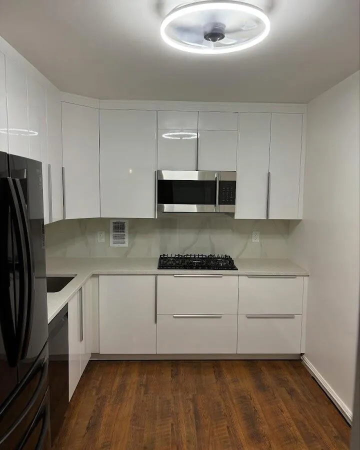Renovated kitchen with quartz countertops in Grafton